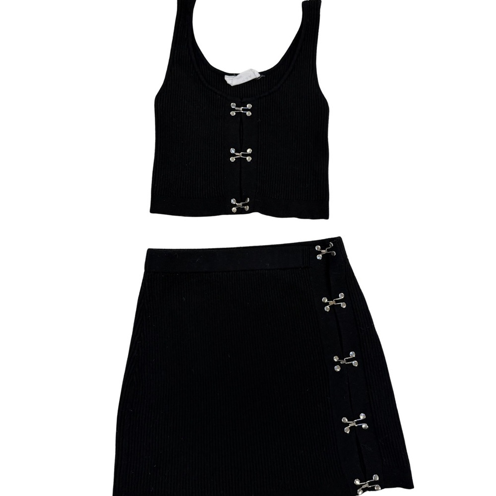 Medusa Black Ribbed Top & Skirt Set